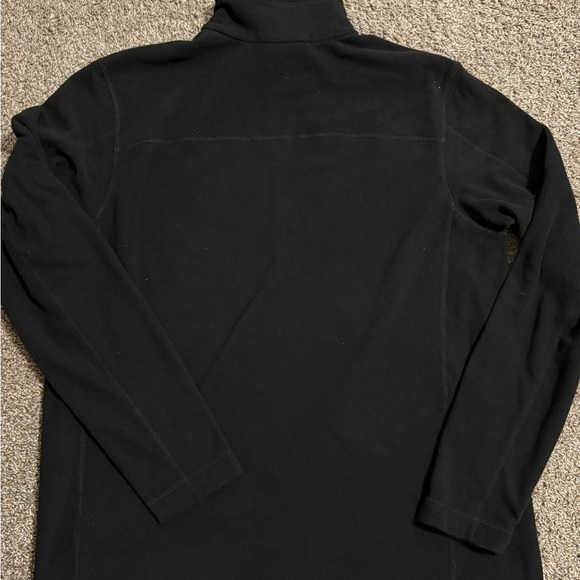 Patagonia Black Quarter-Zip Fleece - Picture 7 of 7